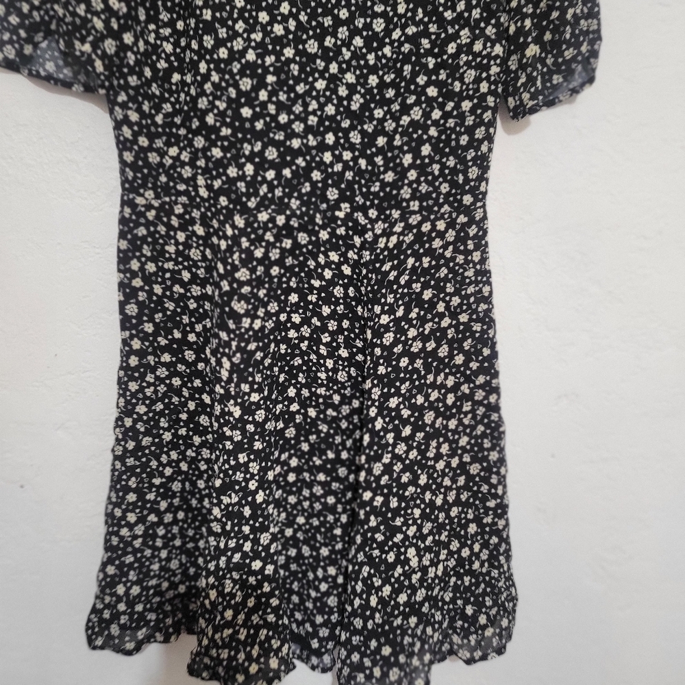 COPY - Reformation dress new - Picture 5 of 11